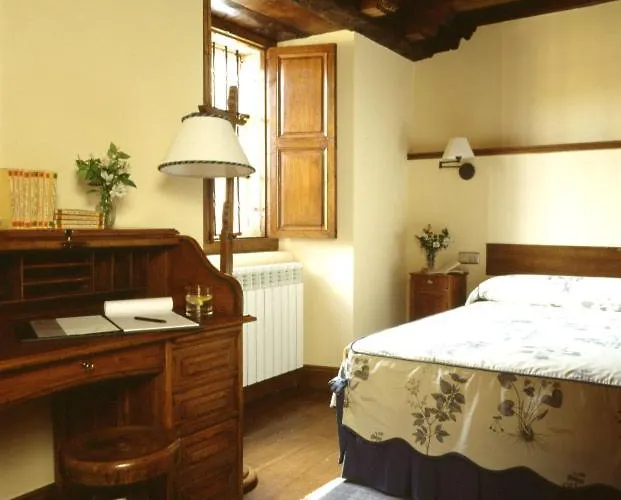 Casa De Campoo Naveda (Cantabria)